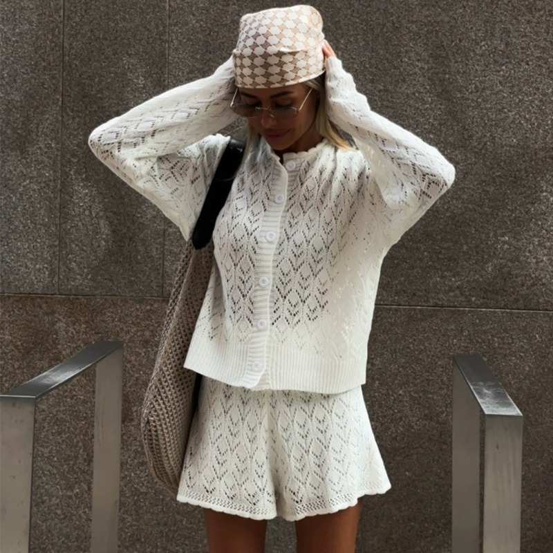 Tuularose Witte Gebreide Short - Knitted Cardigan Men recensie en prijs